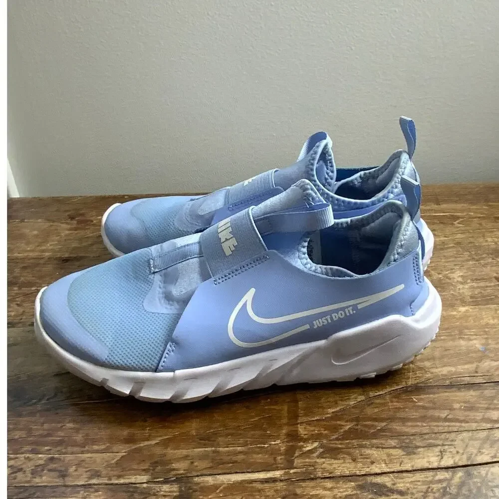 Nike‎ Flex Runner 2 lavendar girl's size 6.5